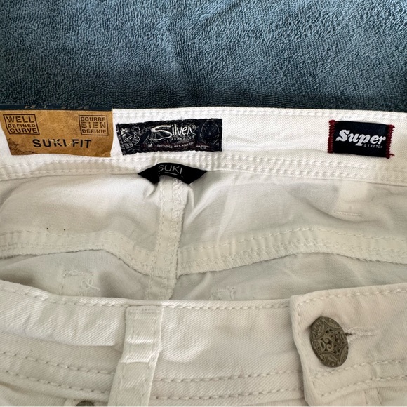 Women's Silver Distressed SUKI High Capri Super Stretch White Jeans-Size 16- NWT - Picture 8 of 13